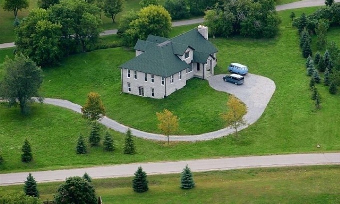 Uxbridge House | 4000 Sq. Ft. English-Style Stone House