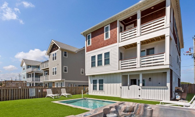 Kitty Hawk House | 4052 - Endless Summer * 1 Min Walk to Beach