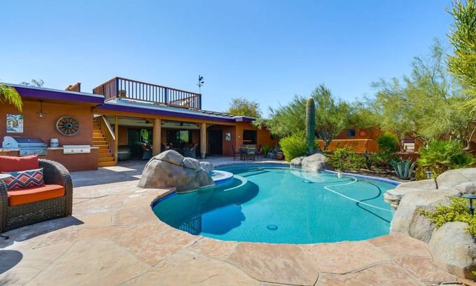 Cave Creek House | 406 m² House ∙ 6 bedrooms ∙ 12 guests