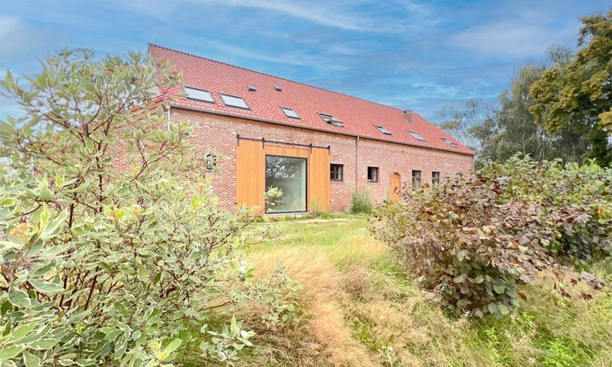 Turnhout House | 423 m² House ∙ 6 bedrooms ∙ 20 guests