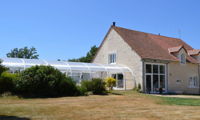 Mosnay Cottage | 4230 m² Cabin ∙ 6 bedrooms ∙ 14 guests