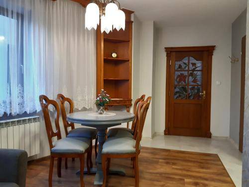 Brzezinka Apartment | 43 m² Apartment ∙ 5 guests