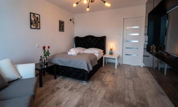 Mielec Apartment | 44 m² Apartment ∙ 2 bedrooms ∙ 4 guests
