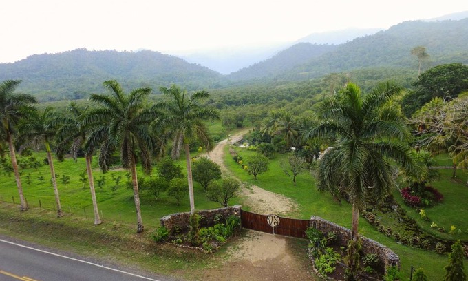 Good Living Camp Villa | 465 m² Villa ∙ 3 bedrooms ∙ 6 guests