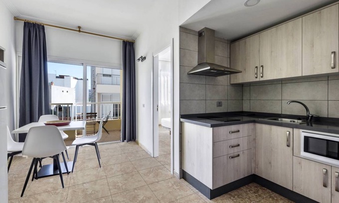 Playa San Juan Apartment | 48 m² Apartment ∙ 1 bedroom ∙ 3 guests