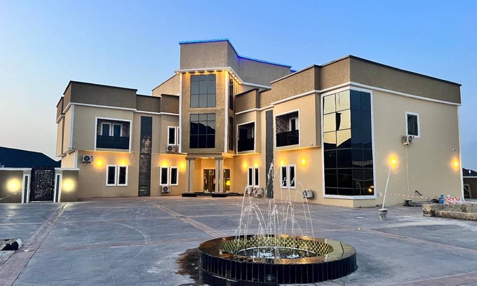 Ekrokpe Hotel | 48 m² Hotel ∙ 3 guests
