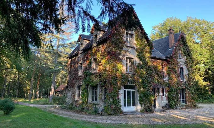 Nancay House | 495 m² House ∙ 7 bedrooms ∙ 15 guests