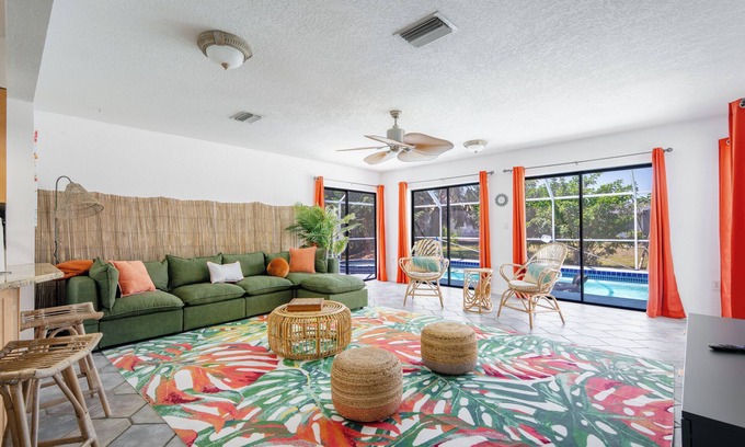 Gulf Cove House | 4bd Myakka Paradise: Pool & Jacuzzi - Games
