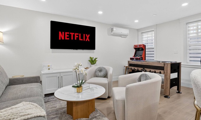 Central Square Apartment | 4BR 3Bath + Game Room | Harvard MIT Apt