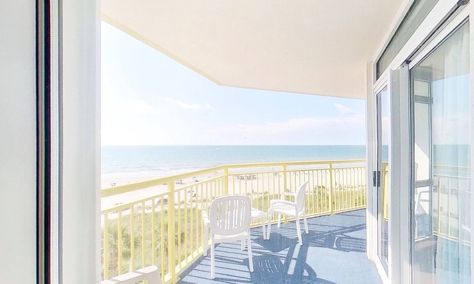 Crescent Beach Condo | 4th floor oceanfront condo w/central AC, balcony, shared pool, shared hot tub