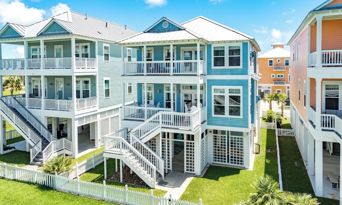 Beachside Village House | 4th Row Beachside Home w/4 Decks, Gulf Views, Chef's Kitchen - 9 mi to Downtown