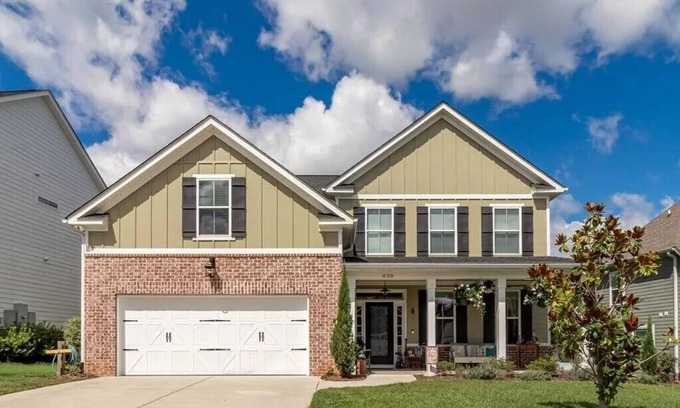 Evans House | 5 bedroom 4 bath house for rent for the 2025 ANWA and Masters