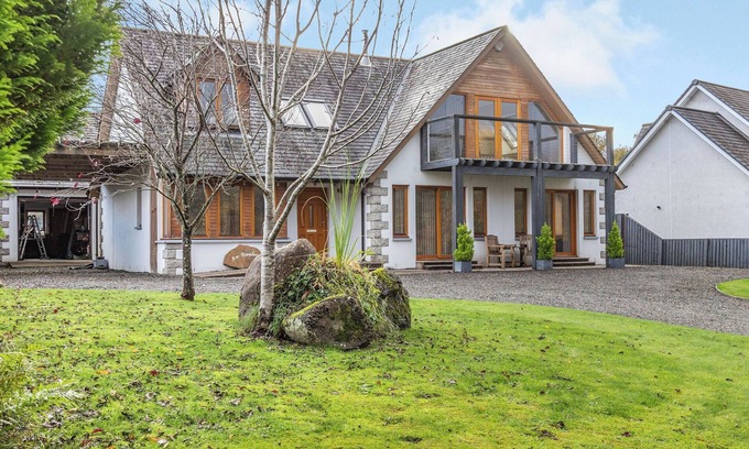 Stronmilchan Cottage | 5 bedroom accommodation in Dalmally, near Taynuilt