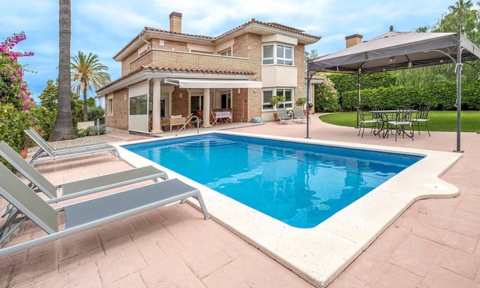 Reus House | 5 bedroom awesome home in Reus