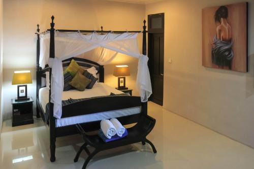 Kartika Plaza Villa | 5 Bedroom Getaway Villa - Kuta Regency B3