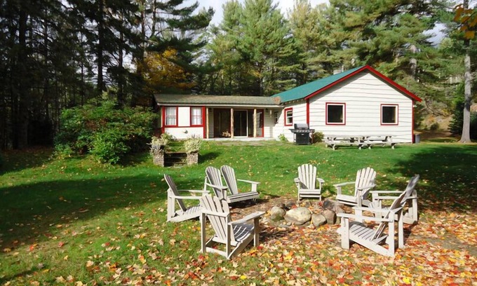 Johnsburg Cabin | 5 Bedroom House Lake George Region