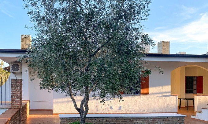 Montincello House | 5 bedroom pet friendly home in Vieste
