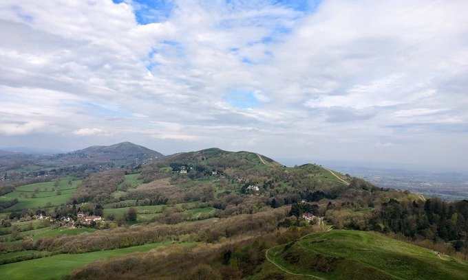Malvern House | 5-bedroom Victorian townhouse in Malvern Hills - sleeps 10