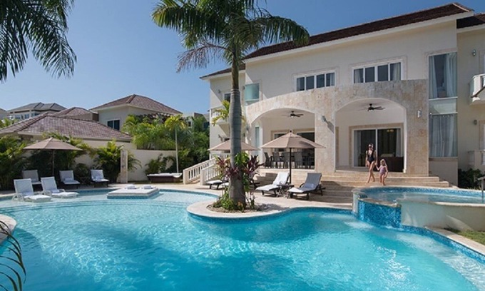Costambar House | 5 BEDROOM VILLA All Inclusive *GOLD BRACELET* NO RESORT FEE!