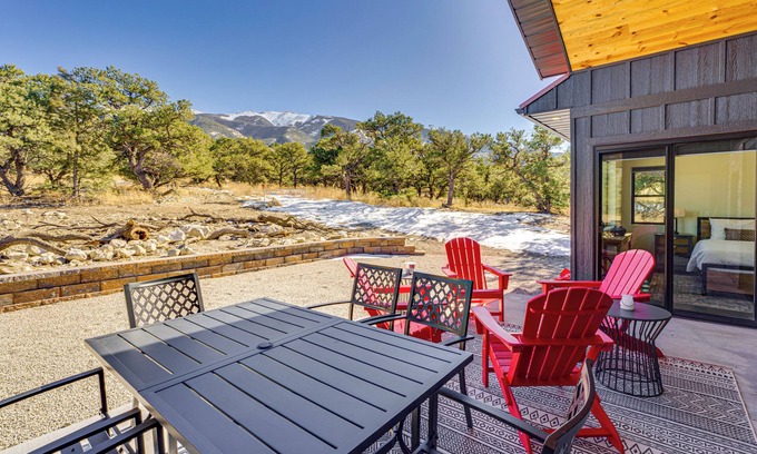 Zapata House | 5 Mi to Great Sand Dunes NP: Mountain Retreat!