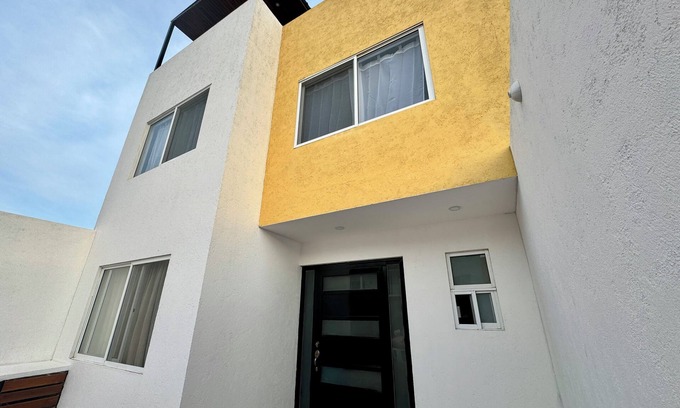 Bernal House | 5 minutes from downtown Bernal, a magical town!