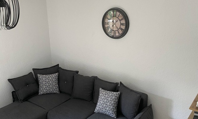 Les Angles Apartment | 5-person family mountain apartment