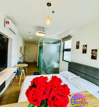 Brickfields Apartment | 5 Star Comfort Riveria City KL Sentral 2pax Infinity pool