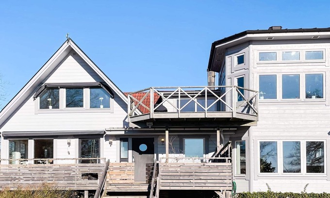 Ronneby House | 5 star holiday home in Ronneby