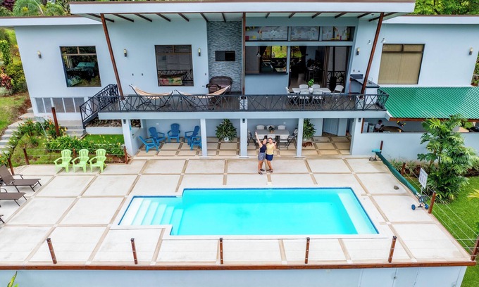 Boca Arenal Cabin | 5 STARS! Private Front Lake Home w/Pool, Kayaks, + beautiful tropical setting!