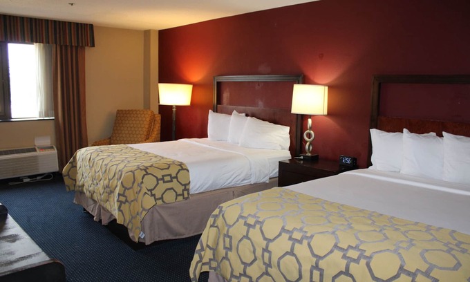 Hagerstown Hotel | 5 story hotel with luxury comfort, located in the heart of Hagerstown, MD