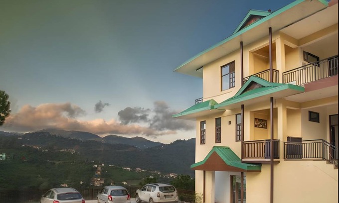 Dharampur Bed & Breakfast | 50 m² Bed and breakfast ∙ 6 guests