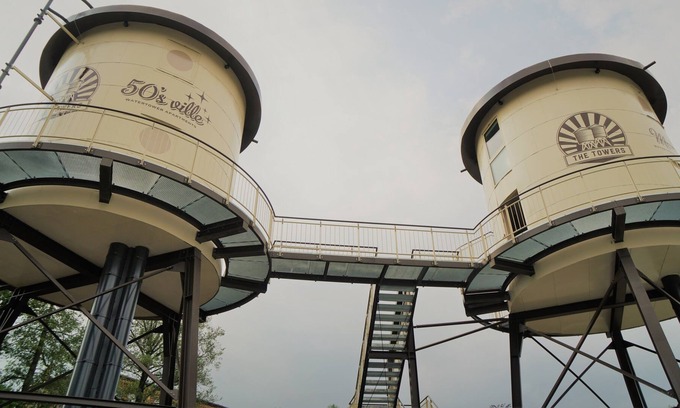 Kappel Hotel | 50's ville Motel