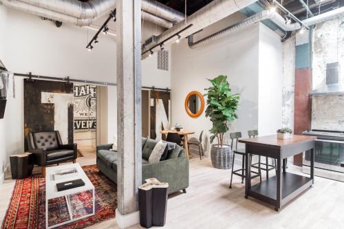 Arts District Apartment | 506 Lofts