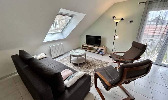 Erquy Apartment | 508 - T3 flat less than 250m from the beach.