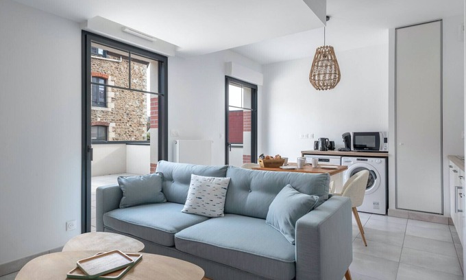 Pleneuf-Val-Andre Apartment | 50m from the beach, nice flat for 4