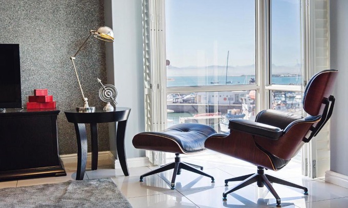 Mouille Point Apartment | 512 The Granger