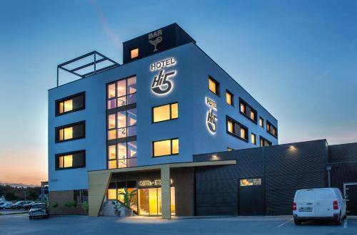 Graz-Straßgang Hotel | 55 m² Hotel ∙ 4 guests