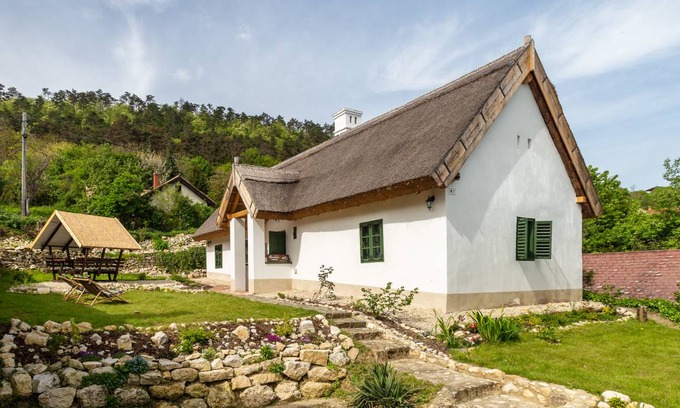 Nemesvita House | 55 m² House ∙ 2 bedrooms ∙ 5 guests