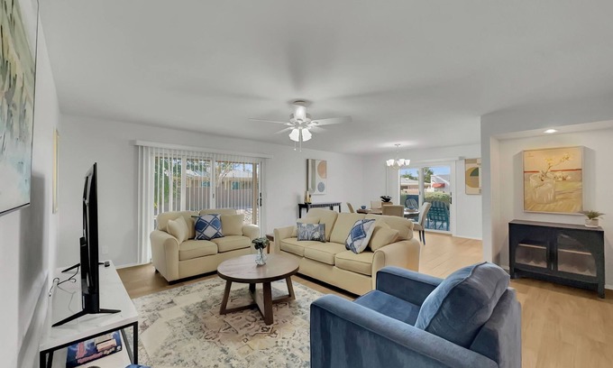 Cottonwood House | 55+ Sun Lakes Special. Newly Remodeled. Amenities Galore!