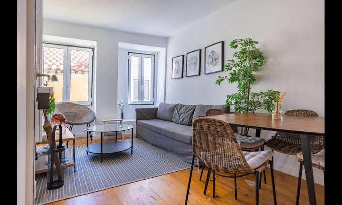 Alfama Apartment | 56 m² Apartment ∙ 2 bedrooms ∙ 4 guests