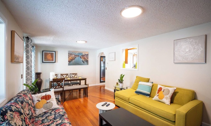 Medford Apartment | 597 - 5BR Medford - Cozy Stay near Stone Zoo