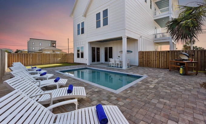 Bid-a-wee Beach House | 5BR Gulf View Private Beach & Heated Pool