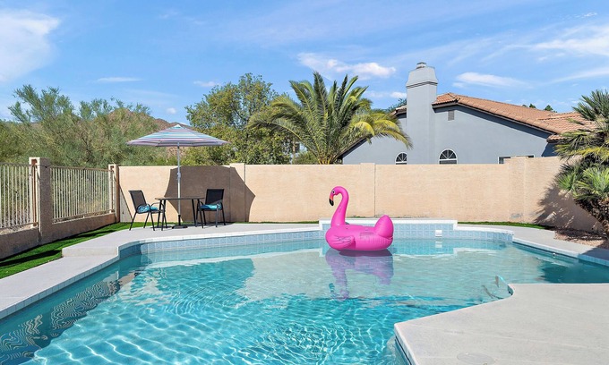 Central Scottsdale House | 5BR Luxury Stay: King Beds, Hot Tub, Games, Kids' Play Area & Private Pool