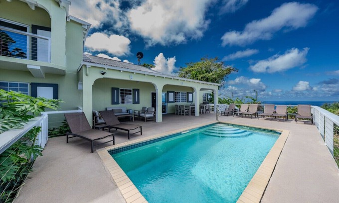 Estate Caret Bay House | 5BR Villa w/pool in peaceful residential neighborhood