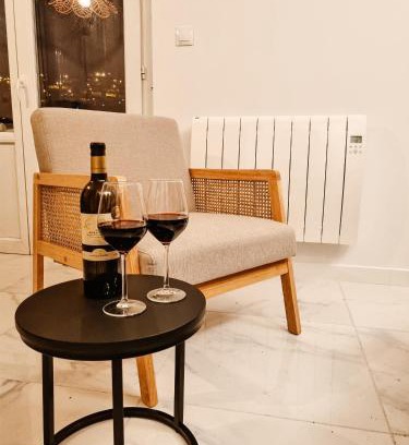 Tulle Apartment | 5e Ciel - [sans ascenseur - devant gare/centre-ville]