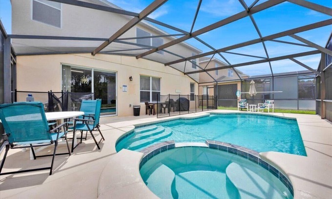 Watersong House | 6 Bedroom/4.5 Bath – Majestic Pool & Spa Hideaway