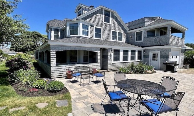 Hyannis House | 6 Bedroom Charmer Close to the Beach RPAM015