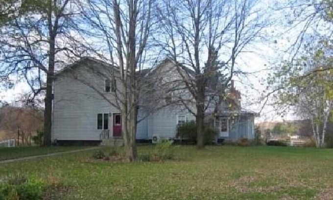 Monroe County House | 6 Bedroom Home in Gods Country