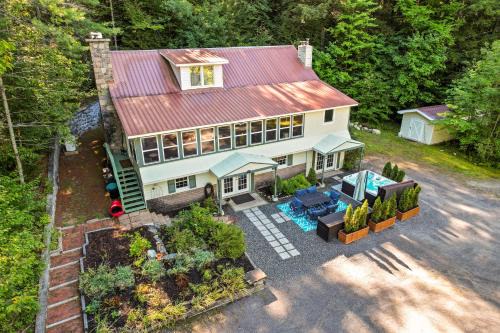 Brant Lake House | 6 Bedroom House at Schroon River