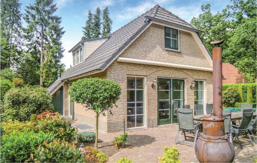 Lunteren House | 6 Bedroom Lovely Home In Lunteren